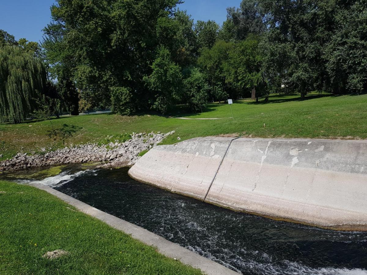 Duna Drava Vendeghaz Ersekcsanad Exterior photo
